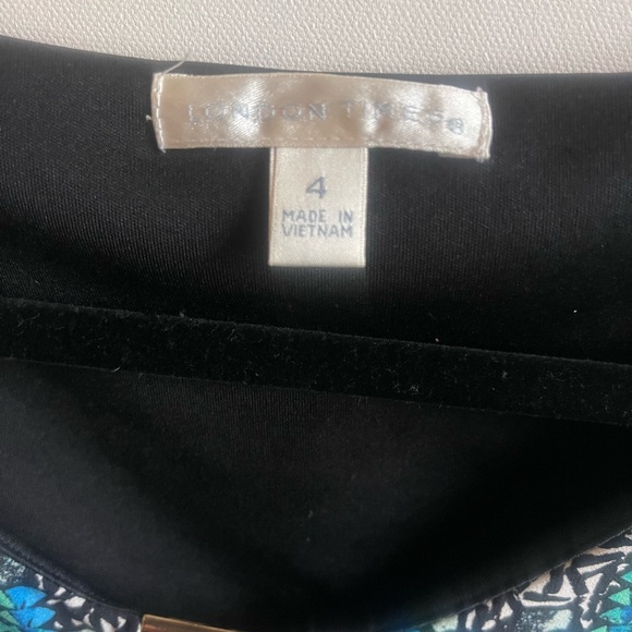 London Times Multi colored 3/4 Sleeve Silky Dress - Picture 2 of 3